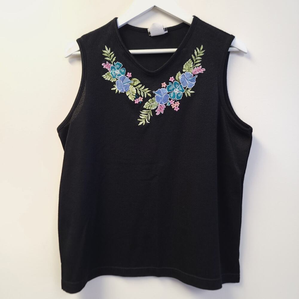 Bonworth Tank Top Size Large Black Embroidered Flowers Blue Pink​